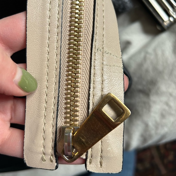 Chloe Leather Bag - Picture 8 of 10